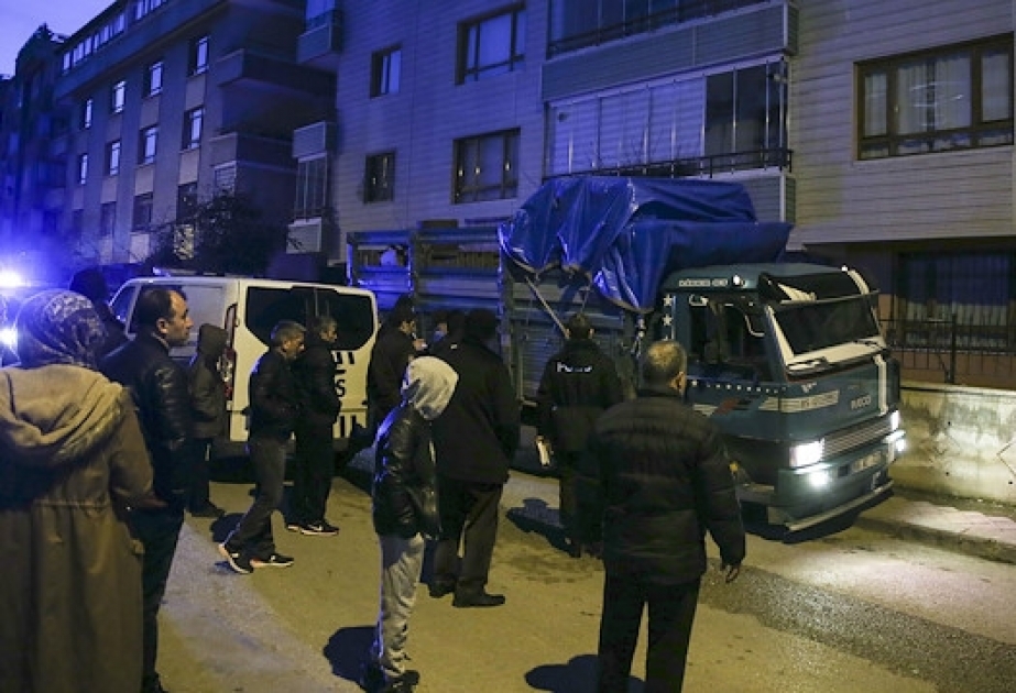 Ankarada çoxmərtəbəli yaşayış binasının sakinləri təxliyə olunub