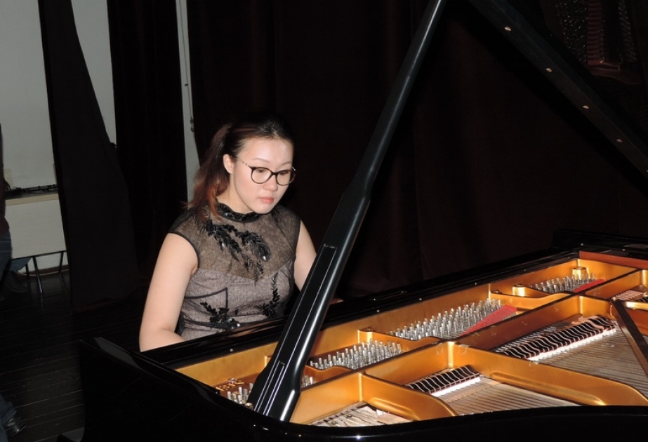 Altı ölkənin məşhur pianoçularının Şamaxıda konserti olub