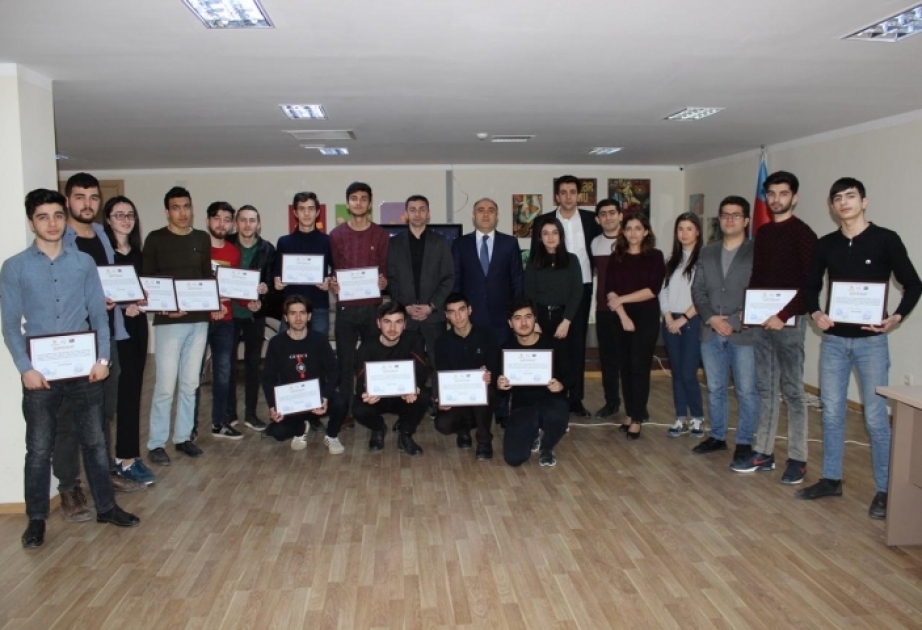 İmadəddin Nəsiminin 650 illik yubileyi ilə bağlı tələbələr arasında “breyn-rinq” yarışı keçirilib