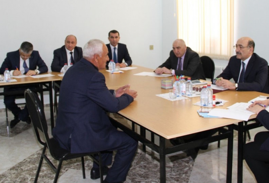 Nazir Əbülfəs Qarayev Cocuq Mərcanlıda vətəndaşlarla görüşüb