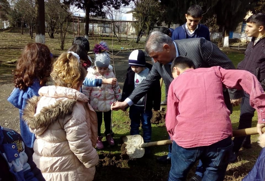 Lənkəran Peşə Liseyində yeni sosial-ekoloji layihənin icrasına başlanılıb