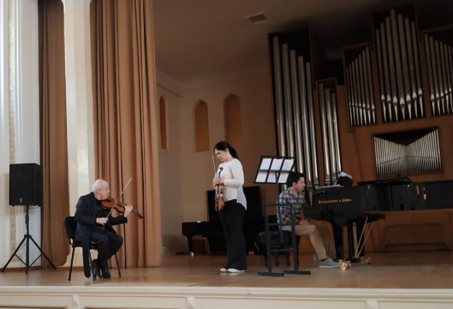 İtaliyalı violin ifaçısı Bakıda ustad dərsi keçib