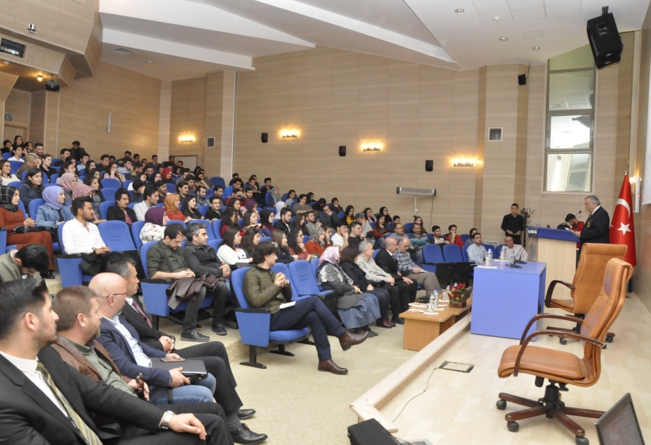 Türkiyənin Uşak Universitetində Xocalı soyqırımı mövzusunda konfrans keçirilib