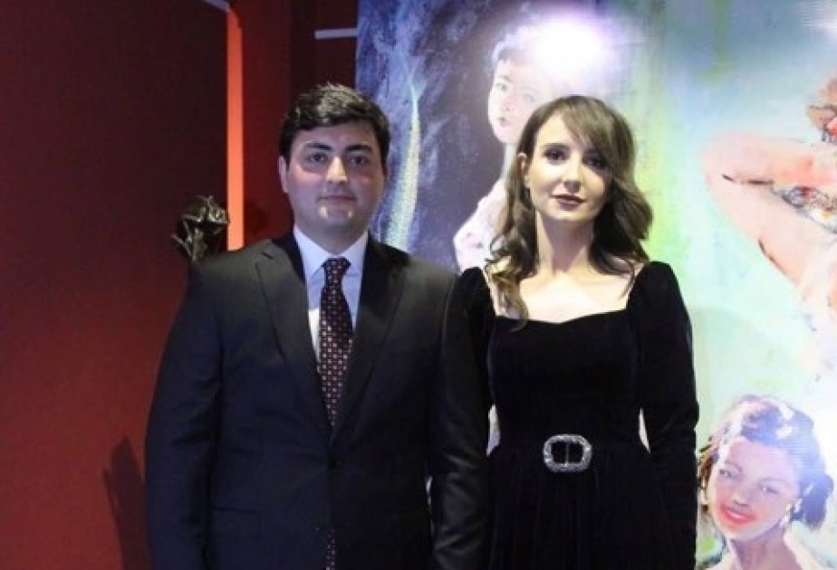 “Sevginin kölgəsi” - “Nəsimi ili” çərçivəsində növbəti sərgi belə adlanır