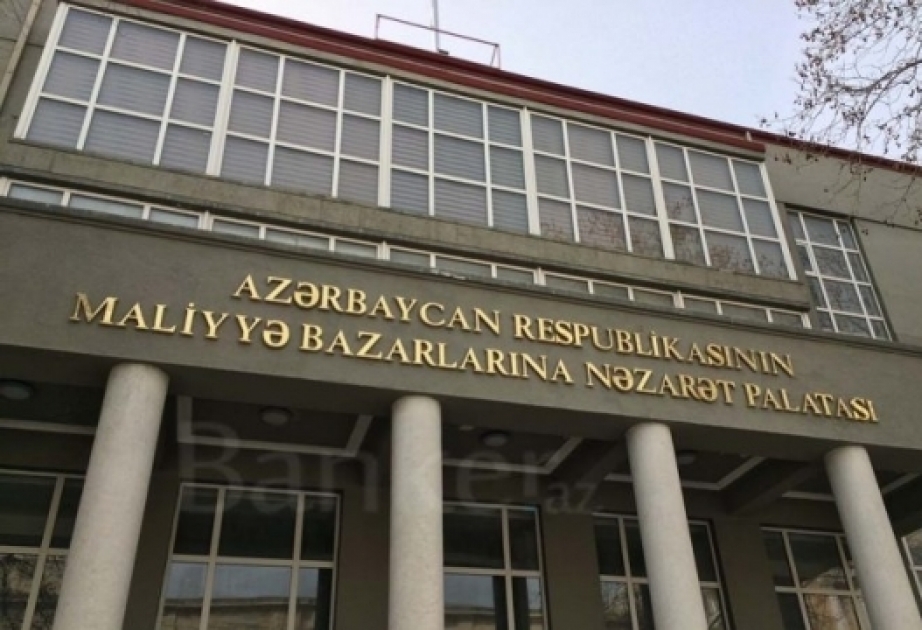Üç nəfər fiziki şəxsin sığorta agenti fəaliyyətinə müddətsiz lisenziyalar verilib