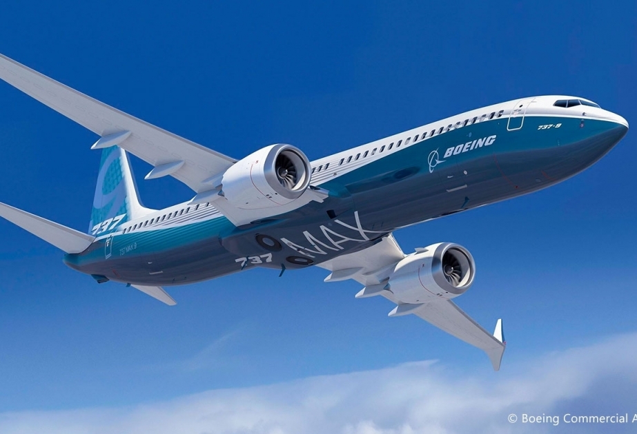 Джахангир Аскеров: AZAL находится в тесном контакте с Boeing в связи с крушениями самолетов Boeing 737 MAX-8