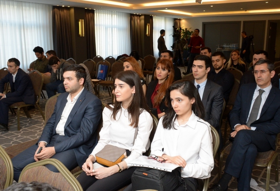 “Blokçeyn texnologiyalarının innovativ sahibkarlıqda tətbiqi” mövzusunda seminar keçirilib