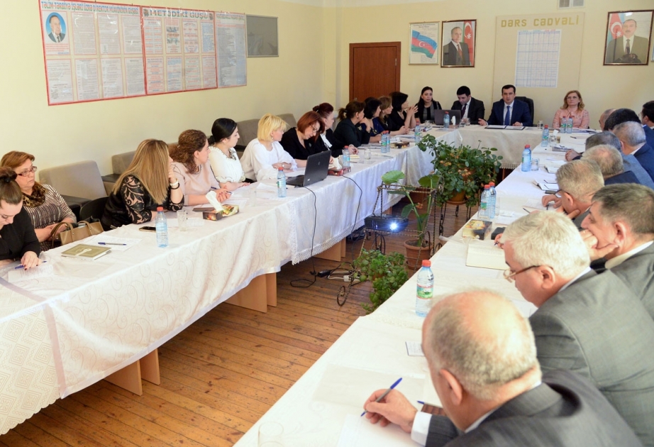 Təhsil müzakirələri davam edir