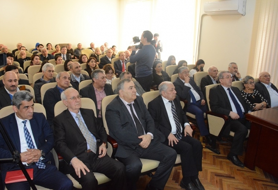 Nazim Müzəffərli: İqtisadçı simvolların arxasındakı real hadisə və prosesləri görə bilməlidir