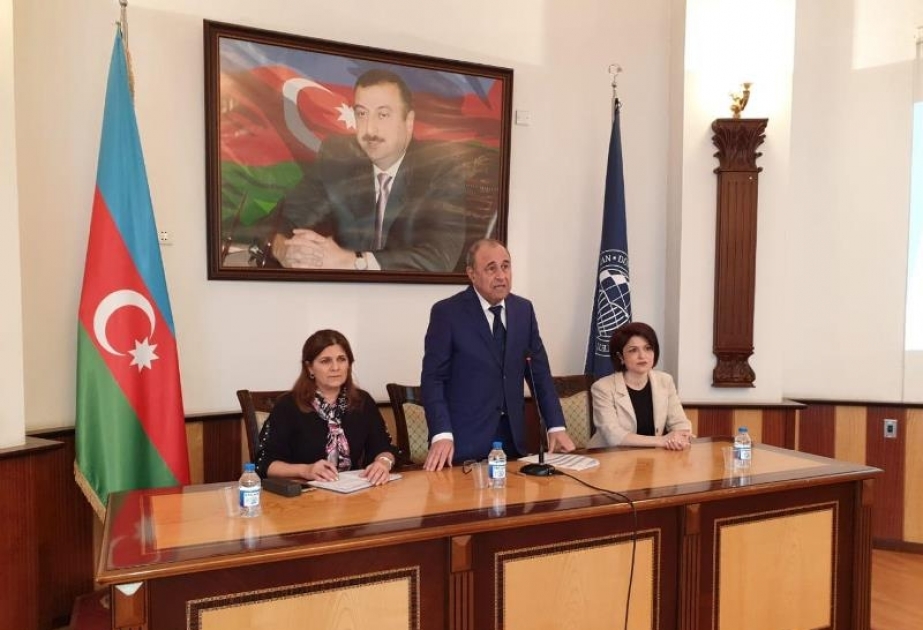 Rəqəmsal iqtisadiyyat və inkişaf tendensiyalarına dair məruzə maraqla qarşılanıb