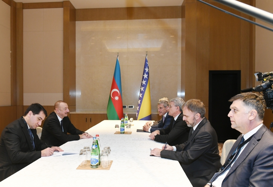Präsident Ilham Aliyev trifft Mitglied des Staatspräsidiums von Bosnien und Herzegowina Sefik Dzaferovic VIDEO