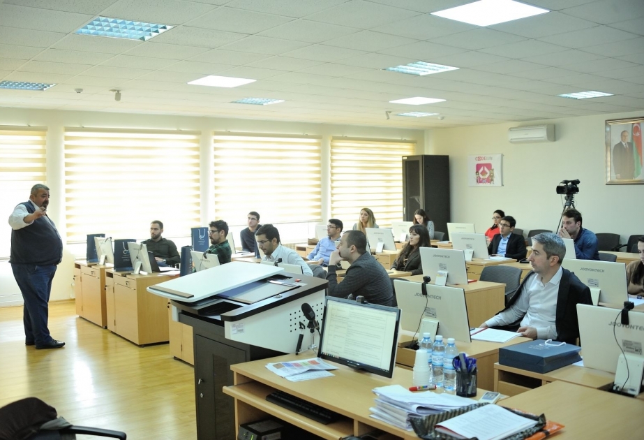 İnformasiya təhlükəsizliyinin idarə edilməsi sistemlərinə həsr olunmuş təlim keçirilir