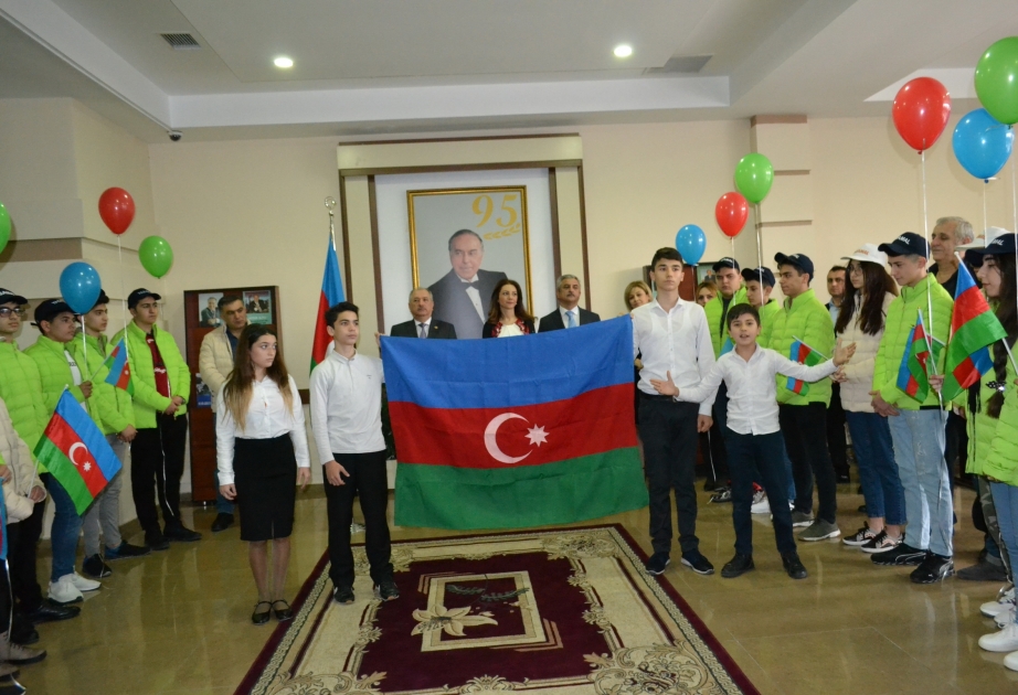 Yasamal rayon məktəbliləri “Ölkəmizi tanıyaq” tur-aksiyasına qoşulublar