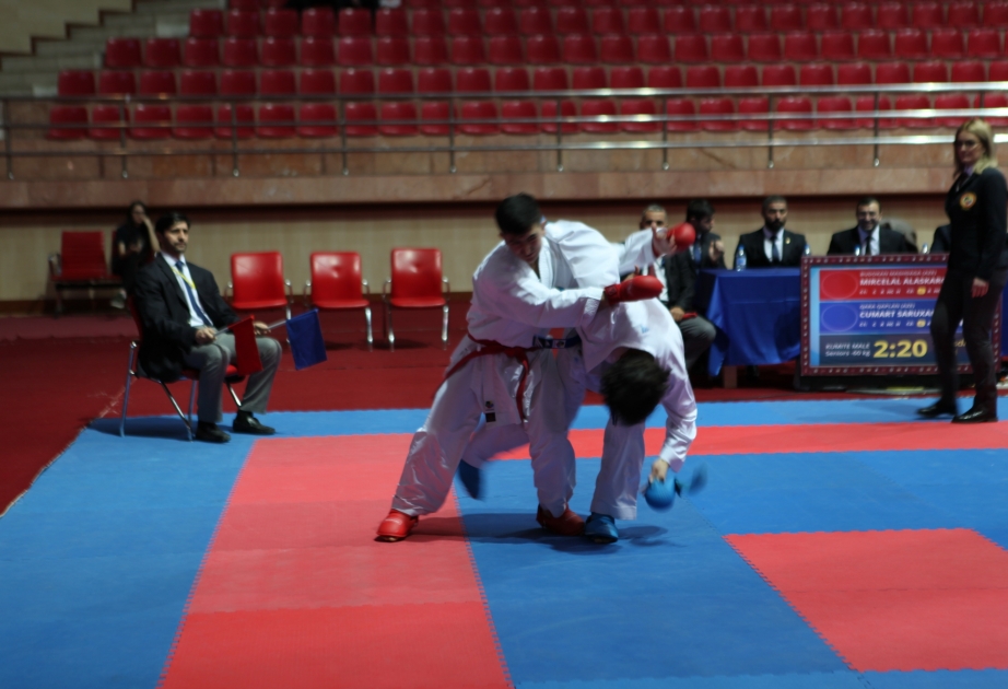 “Baku Open” beynəlxalq karate turniri davam edir