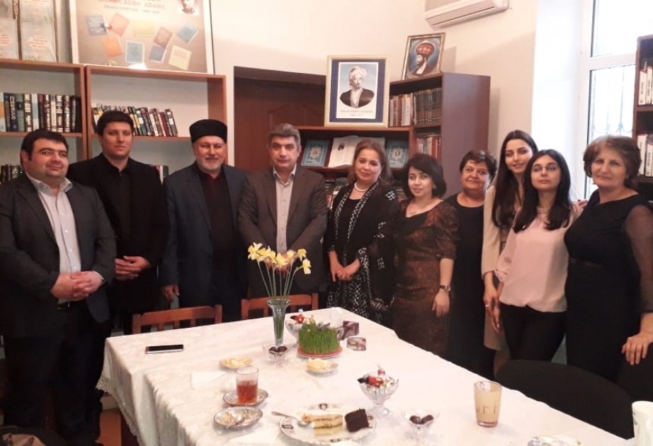 Kitabxanada Nəsiminin 650 illiyi qeyd edilib