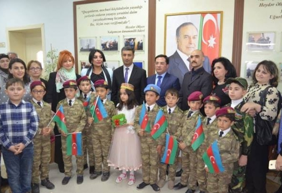 Alpaqutçular “Əsgərə xatirə kitabı” layihəsi çərçivəsində Cocuq Mərcanlıda ön xətdə xidmət edən əsgərlərlə görüşüblər