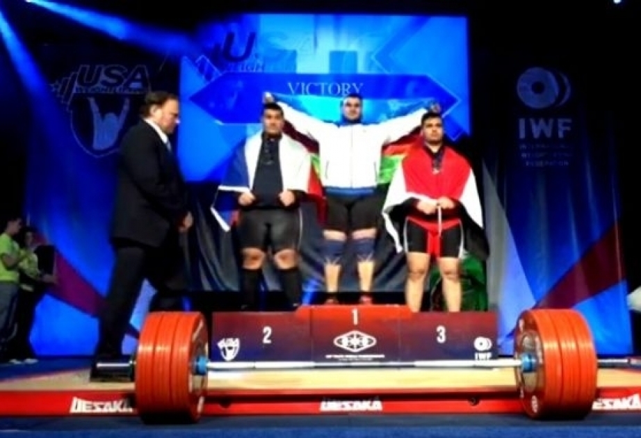 Levantador de pesas azerbaiyano hizo historia al ganar la medalla de oro en el campeonato mundial