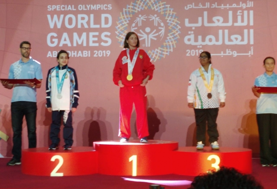Pauerliftinqçimiz Xüsusi Yay Olimpiya Oyunlarının gümüş medalını qazanıb