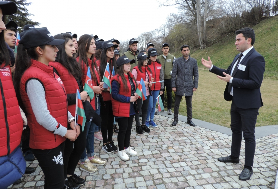 “Ölkəmizi tanıyaq”: Məktəblilər Qubada ermənilərin törətdikləri soyqırımı haqqında ətraflı məlumatlandırılıblar VİDEO