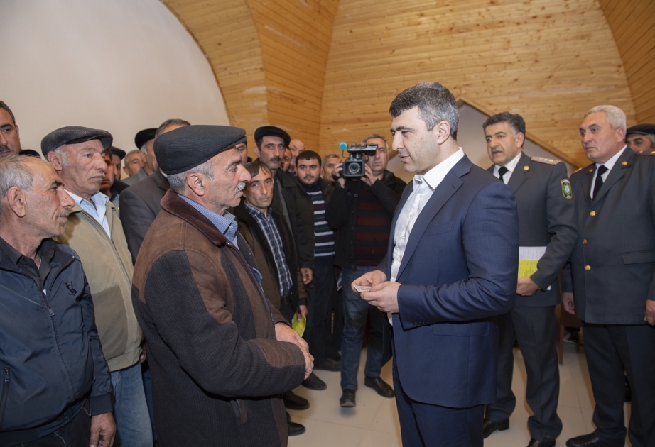 Nazir İnam Kərimov Qazaxda vətəndaşlarla görüşüb