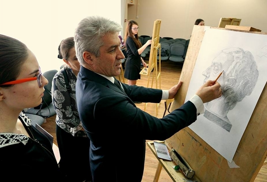 Uralın azərbaycanlı rəssamı
