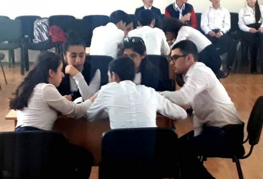Sabunçu rayonunda məktəblilər arasında bilik yarışı keçirilib