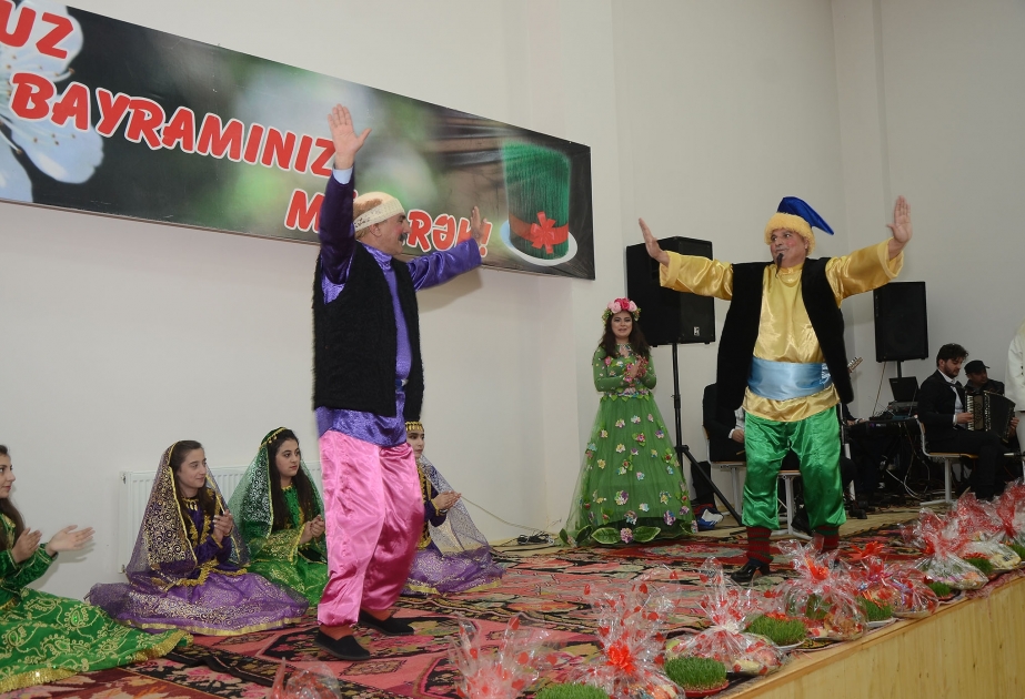Məcburi köçkünlər Novruz sevincini onlar üçün inşa edilmiş yeni evlərində yaşayıblar