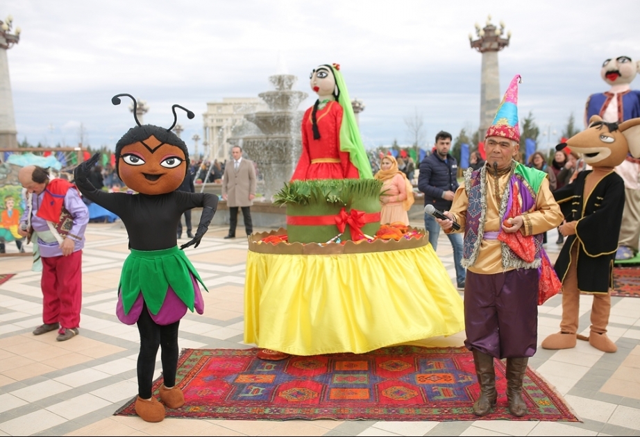 Gəncədə Novruz bayramı coşqusu  FOTOREPORTAJ