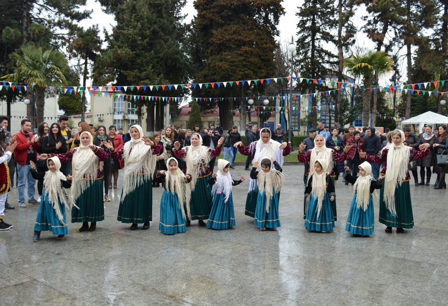 Balakənlilər baharın gəlişini böyük sevinclə qarşılayırlar