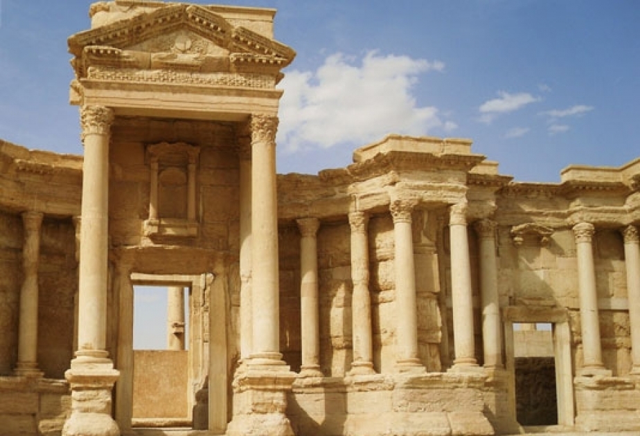 Rusiya Palmiranın bərpası üçün materialları UNESCO-ya təqdim edəcək