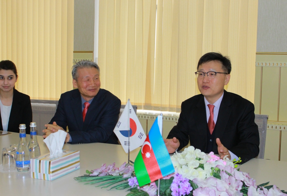 Bakı Dövlət Universitetinin tələbələrinə Koreya səfirliyinin sertifikatları təqdim edilib