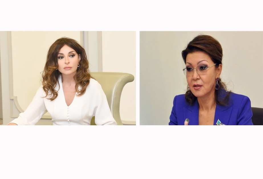 Primera vicepresidenta Mehriban Aliyeva felicita a Dariga Nazarbayeva