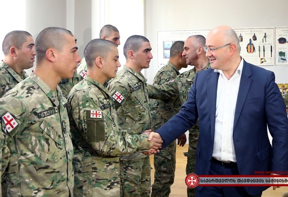 Gürcüstanın müdafiə nazirindən azərbaycanlı əsgərlərə Novruz təbriki
