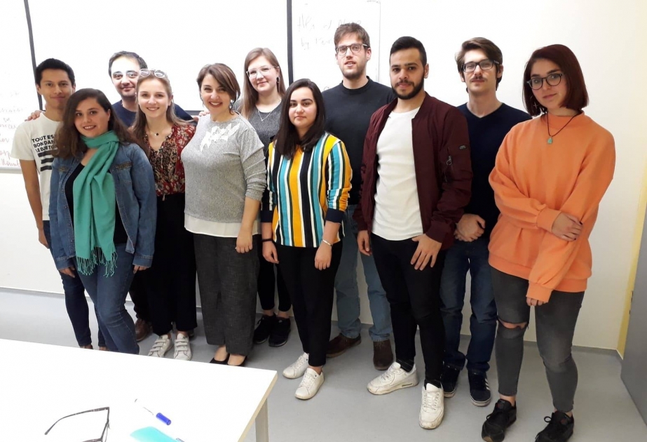 ADA Universitetinin müəllimi Macarıstanda mühazirələr oxuyub