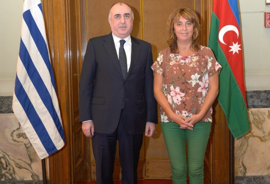 Se abordaron temas sobre el desarrollo de los vínculos entre Azerbaiyán y Uruguay