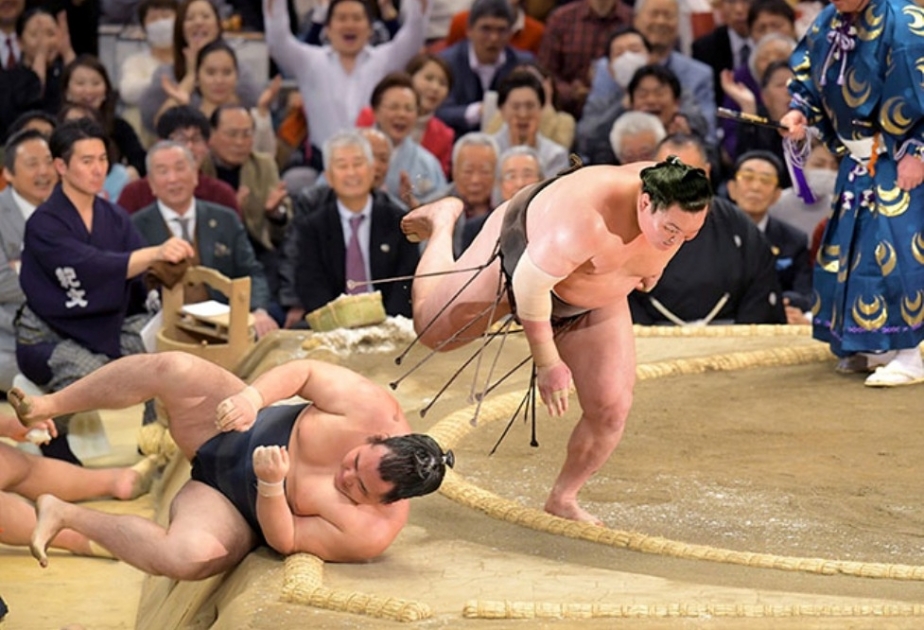 Yokozuna Hakuho 42-ci dəfə sumo turnirinin qalibi olub