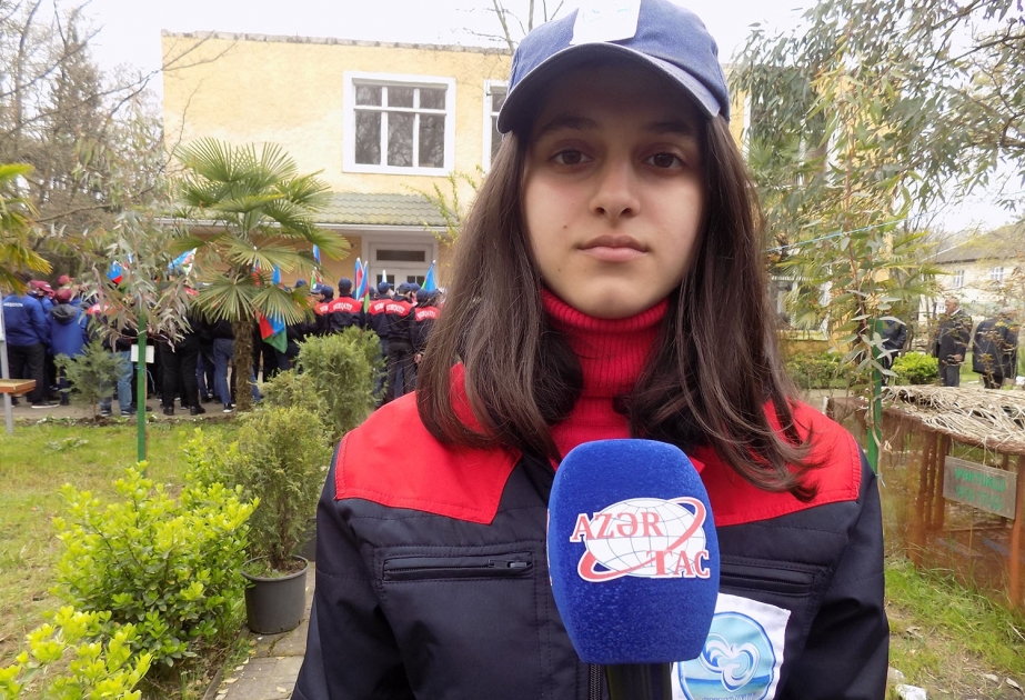 Sumqayıt məktəblisi: Bölgələrə səyahət zamanı şagirdlər ölkəmizi daha yaxından tanıyırlar