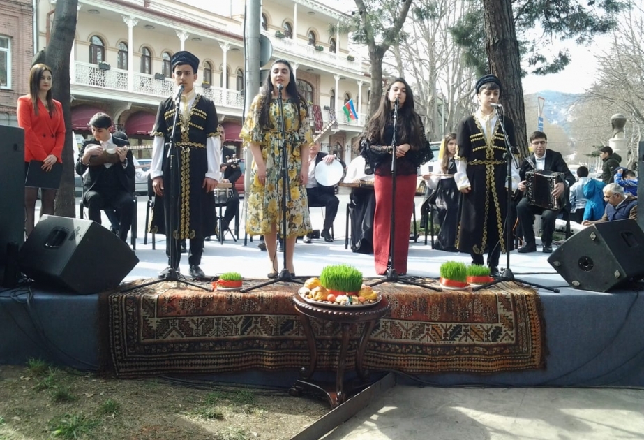 Xırdalan musiqi məktəbinin kollektivi Gürcüstanda Novruz şənliyinə qatılıb