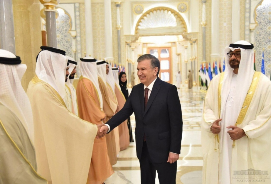Özbəkistan Prezidenti Birləşmiş Ərəb Əmirliklərində səfərdədir