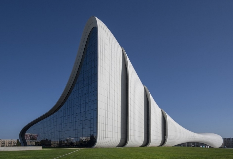 El Centro Heydar Aliyev se encuentra entre las ocho salas de concierto más bellas del mundo