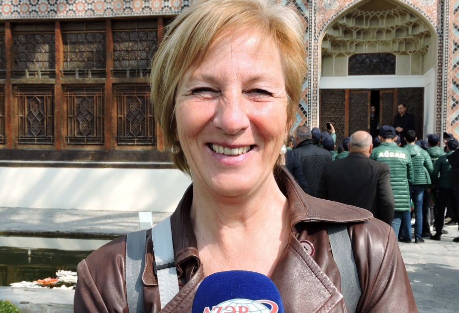 İsveçrəli turist: Şəki xanlarının sarayı Azərbaycanın necə zəngin mədəniyyətə malik olduğunu bir daha təsdiqləyir