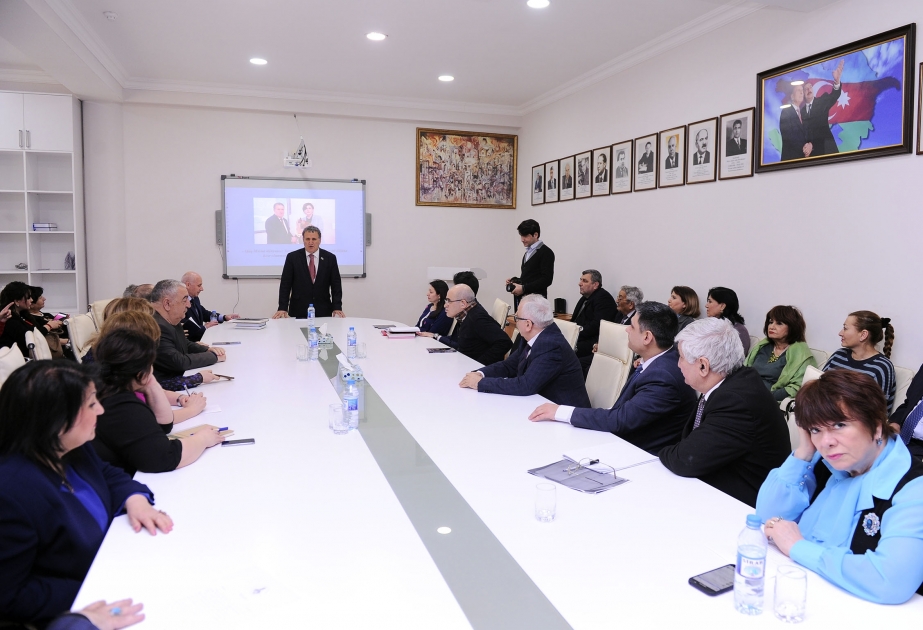 Ədəbiyyat İnstitutunda “Elm günü” qeyd olunub