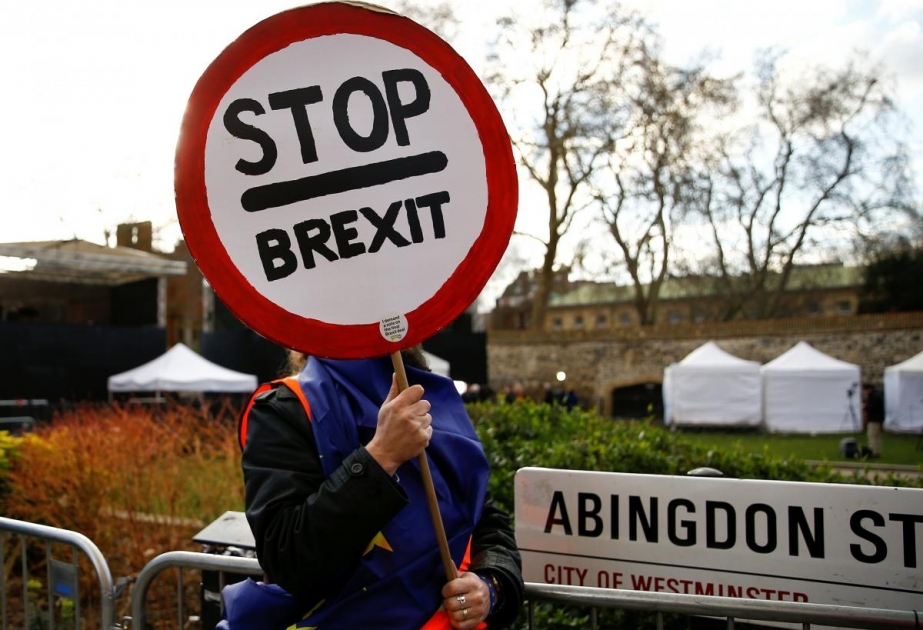 Britaniya parlamenti Brexitin ləğvi barədə petisiyanı müzakirəyə çıxaracaq