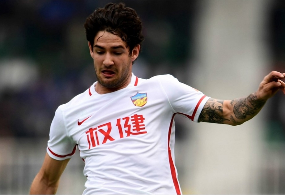 Aleksandr Pato Braziliyaya geri dönüb