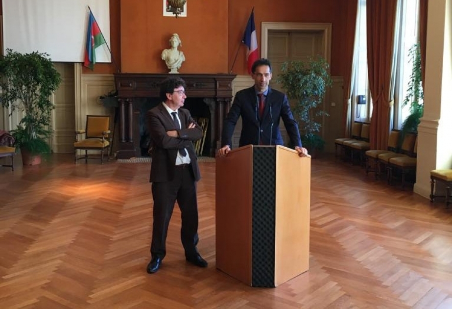 Cognac: Aussichten für Zusammenarbeit zwischen Aserbaidschan und Frankreich diskutiert