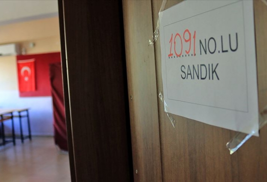 Türkiyədə aprelin 1-də orta məktəblərdə tətil elan olunub