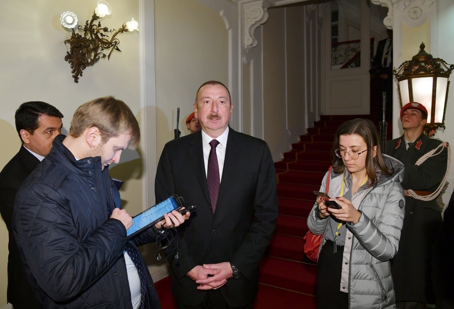 Ilham Aliyev concede una entrevista a la agencia de noticias rusa TASS en Viena