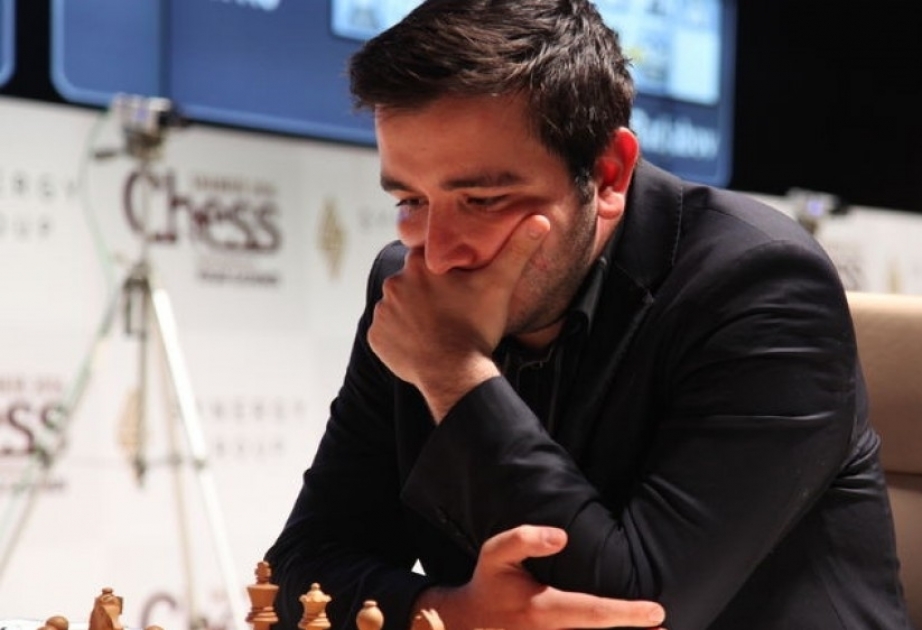 Jugador de ajedrez azerbaiyano derrota a su rival armenio en el Campeonato Europeo