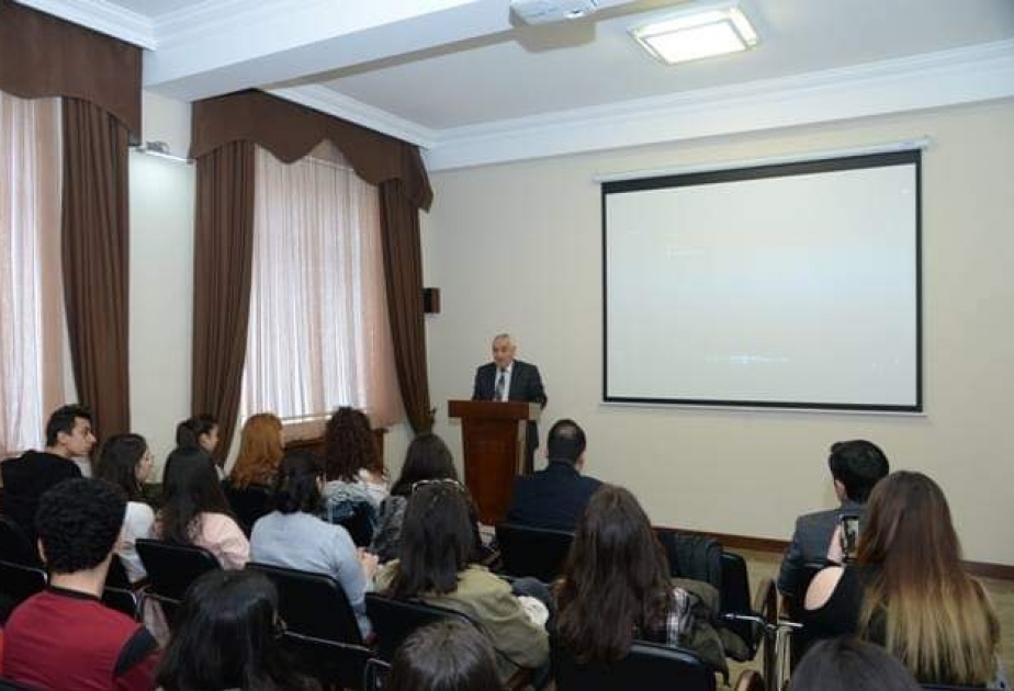 BSU-nun tələbələri Azərbaycanlıların Soyqırımı Gününə həsr olunmuş anım tədbirində iştirak ediblər