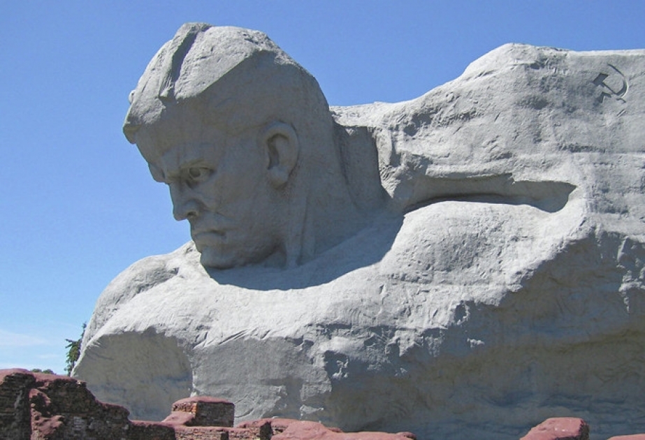 Brestin mərkəzində 1214 getto məhbusunun nəşi kütləvi məzarlıqdan çıxarılıb